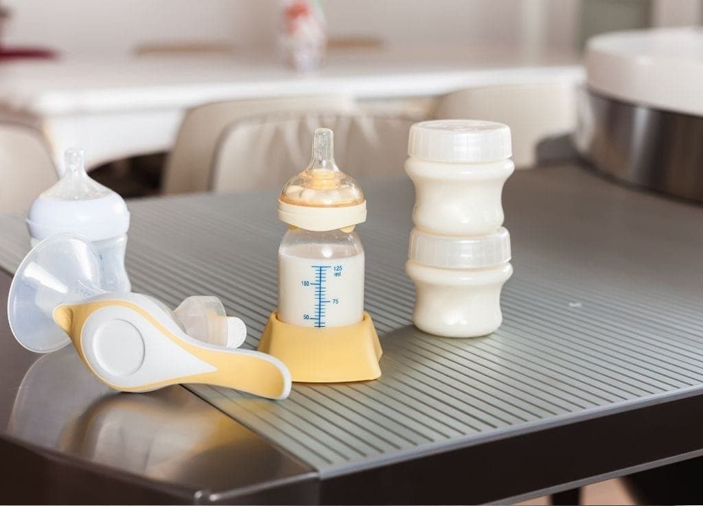 Tips dan Trik Mencairkan ASI Freezer dengan Aman dan Efektif - Sewa Freezer ASI | Mum 'N Hun