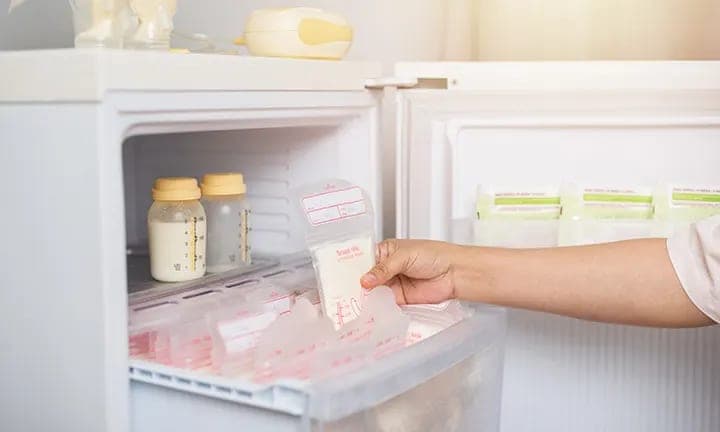 Bolehkah ASI Langsung Masuk Freezer? Panduan Lengkap Mums - Sewa Freezer ASI | Mum 'N Hun