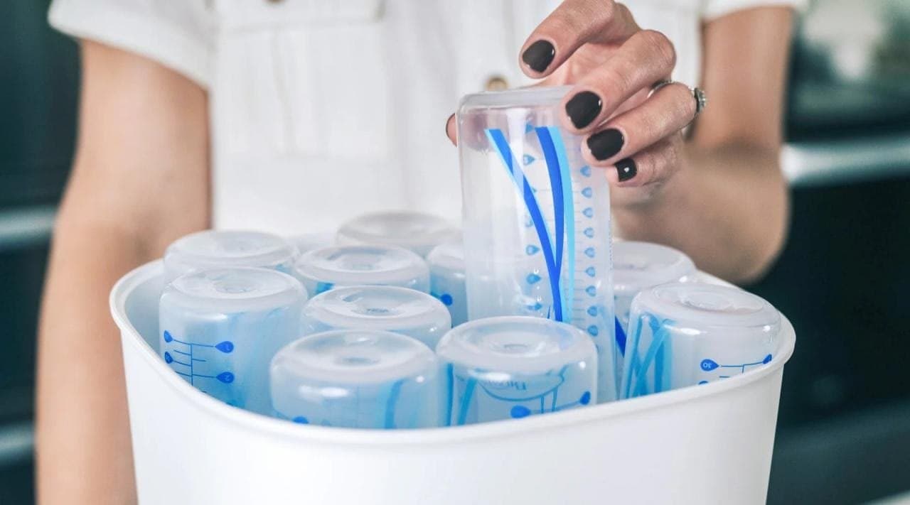 Apakah Harus Selalu Sterilkan Freezer ASI? - Sewa Freezer ASI | Mum 'N Hun