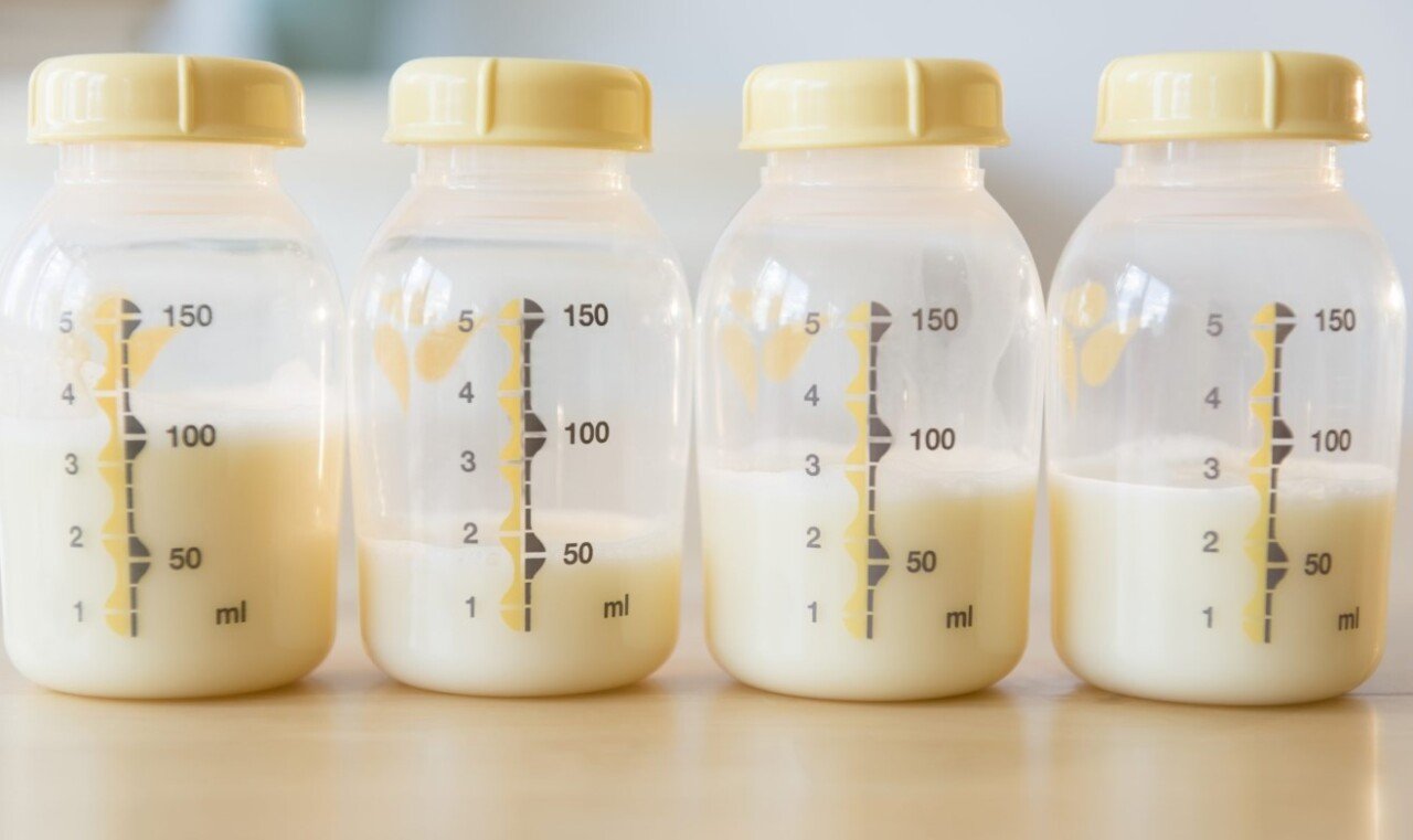 Membersihkan Botol ASI